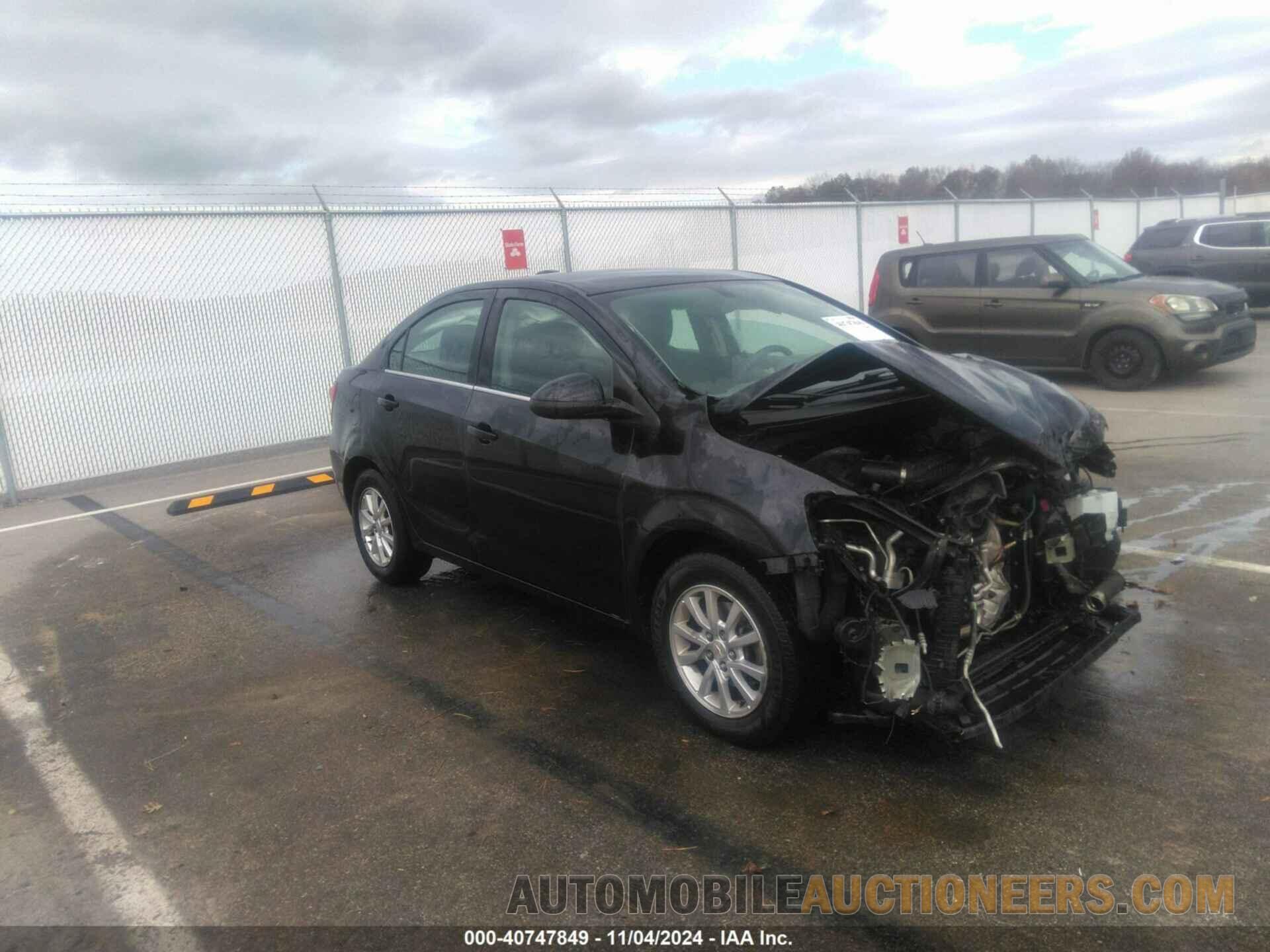 1G1JD5SB3K4101106 CHEVROLET SONIC 2019