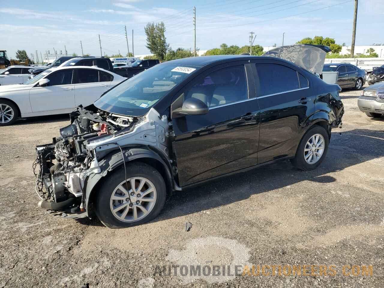 1G1JD5SBXL4106689 CHEVROLET SONIC 2020