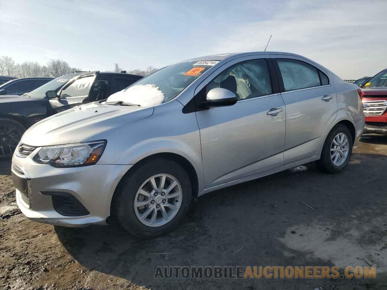 1G1JD5SG8J4121779 CHEVROLET SONIC 2018