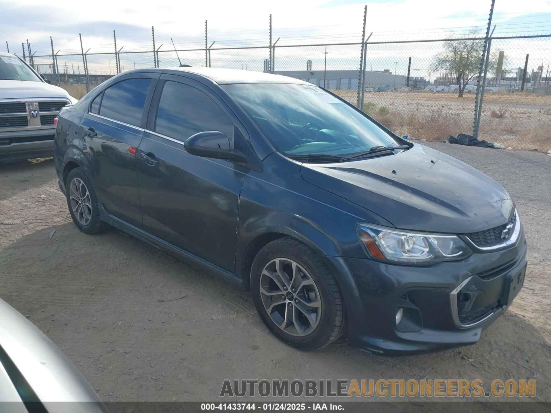 1G1JD5SH3J4121102 CHEVROLET SONIC 2018