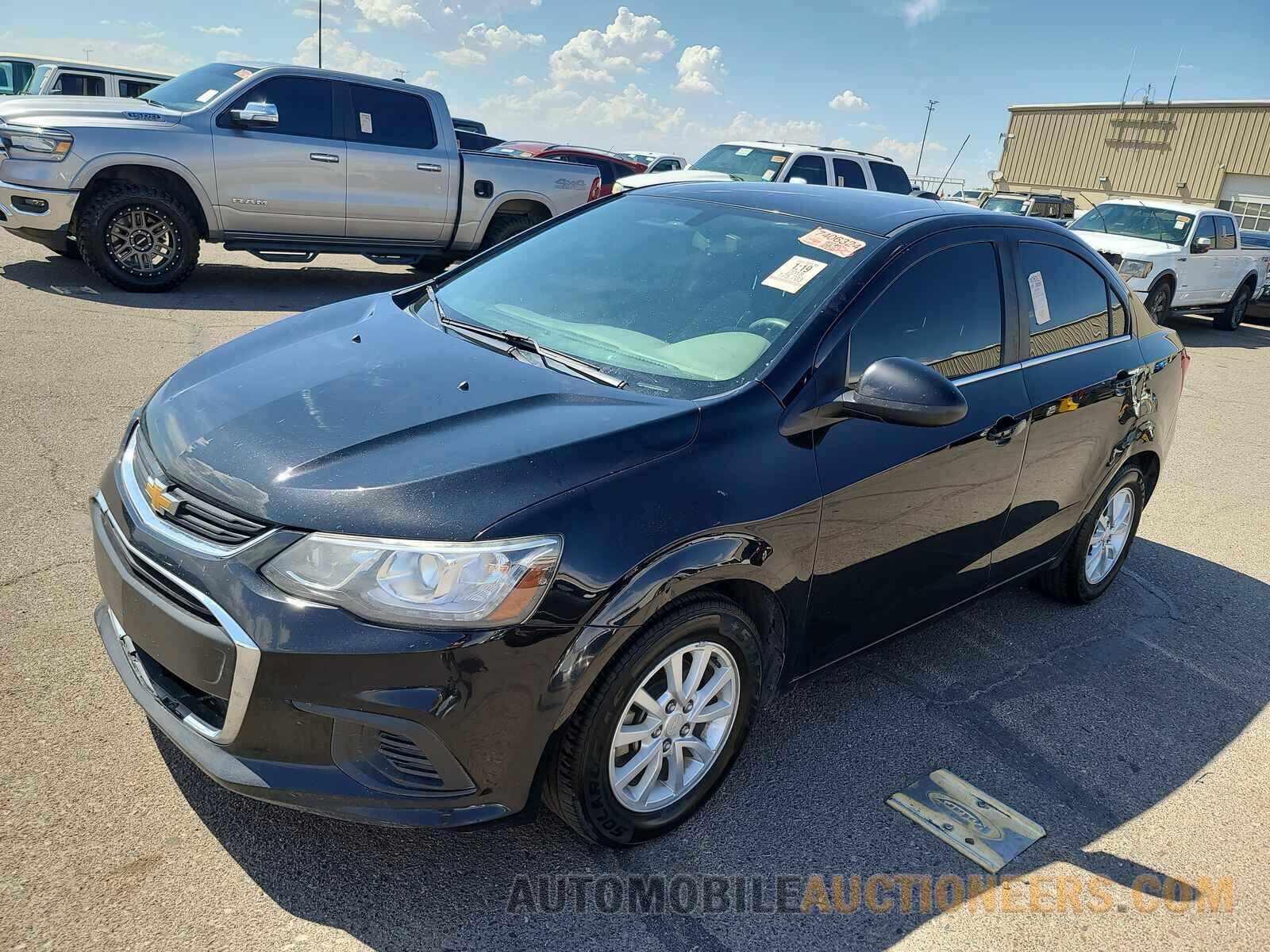 1G1JD5SH7J4139523 Chevrolet Sonic 2018