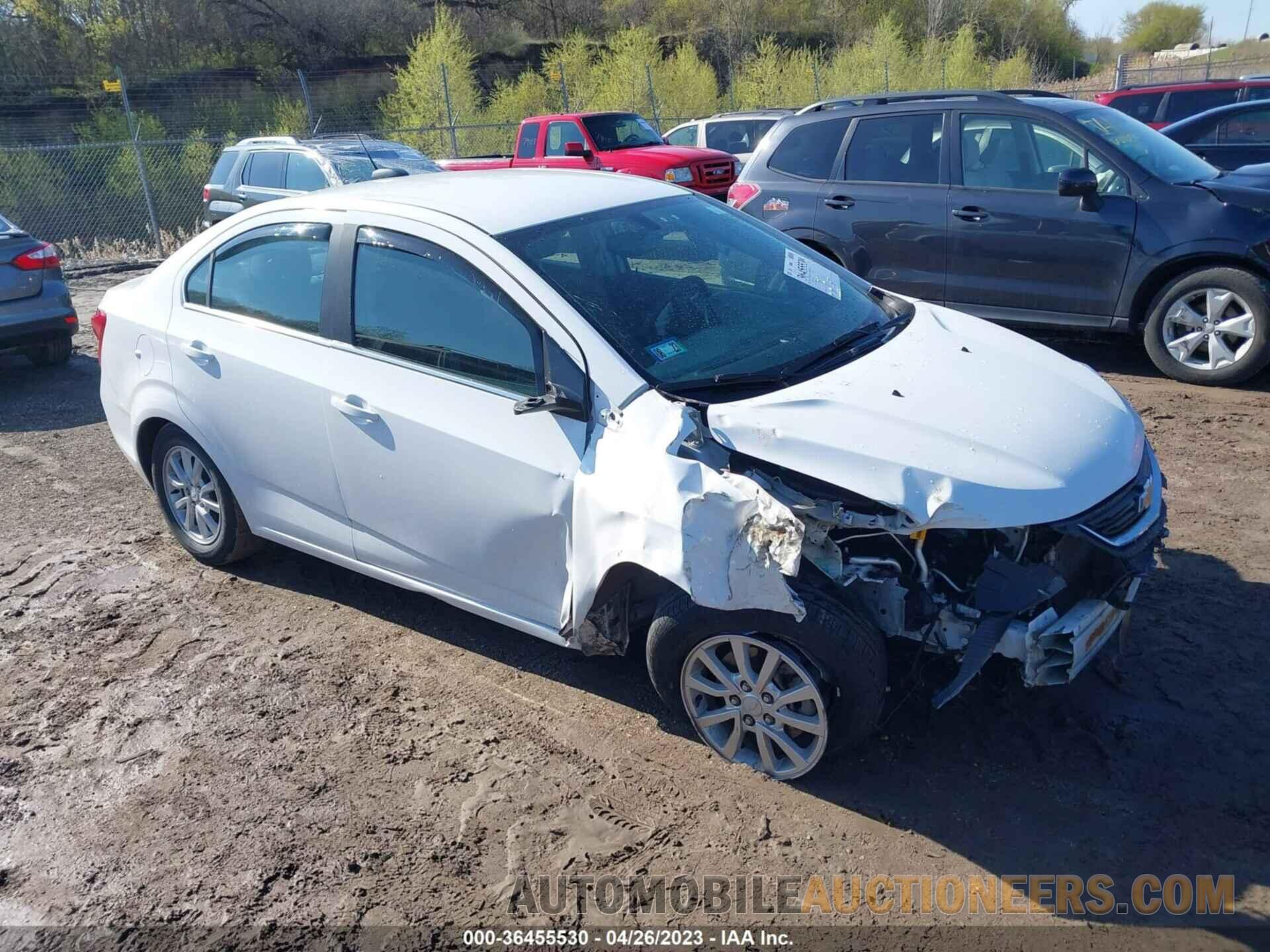 1G1JD5SH8J4100083 CHEVROLET SONIC 2018