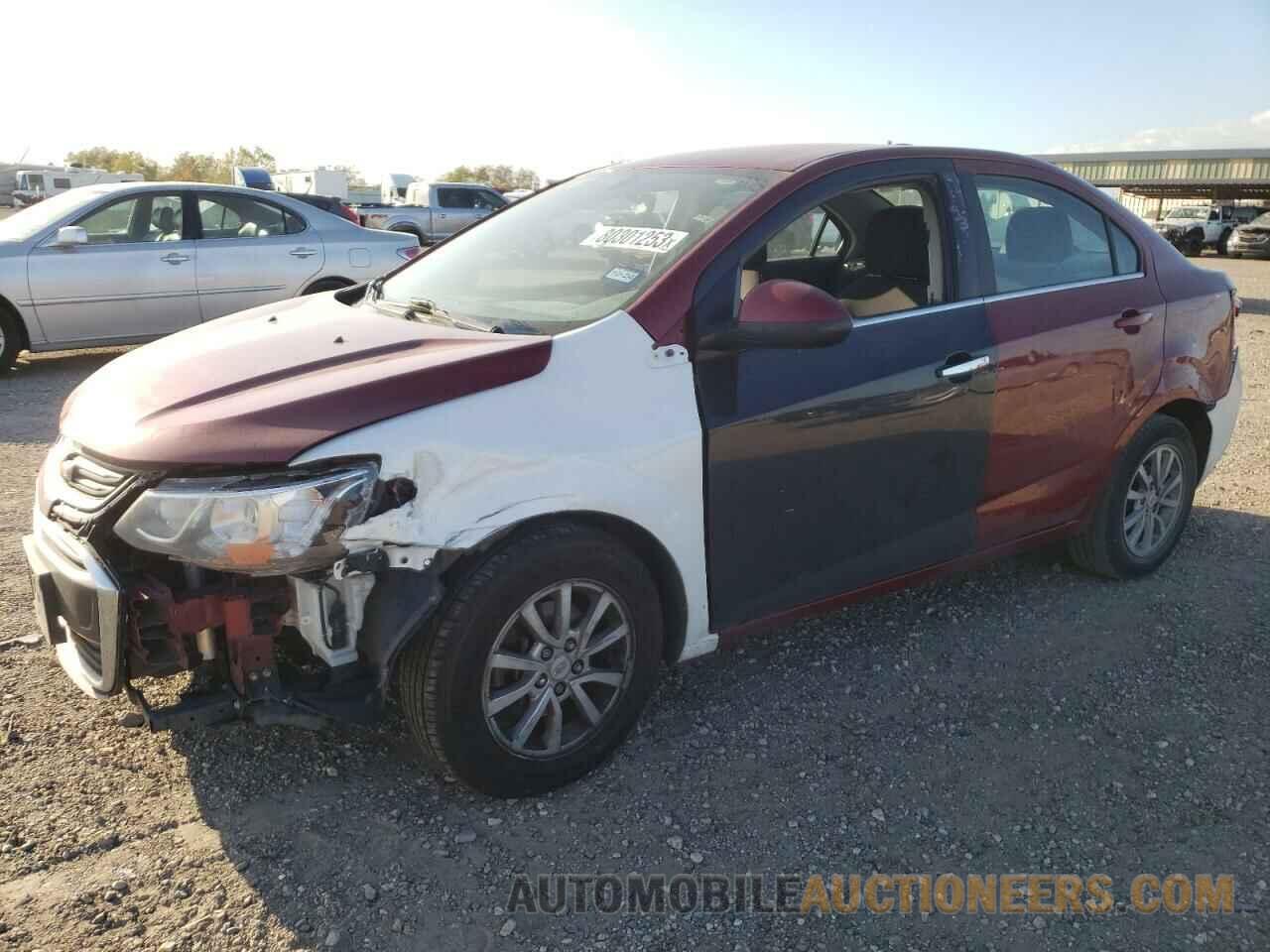 1G1JD5SH9J4102120 CHEVROLET SONIC 2018