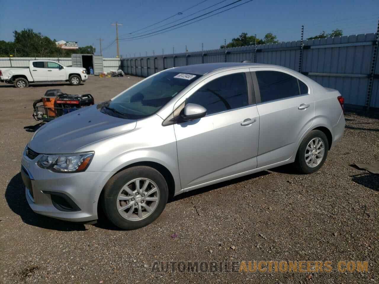 1G1JD5SH9J4102683 CHEVROLET SONIC 2018