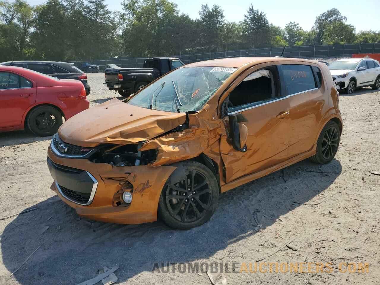 1G1JD6SB3J4102888 CHEVROLET SONIC 2018