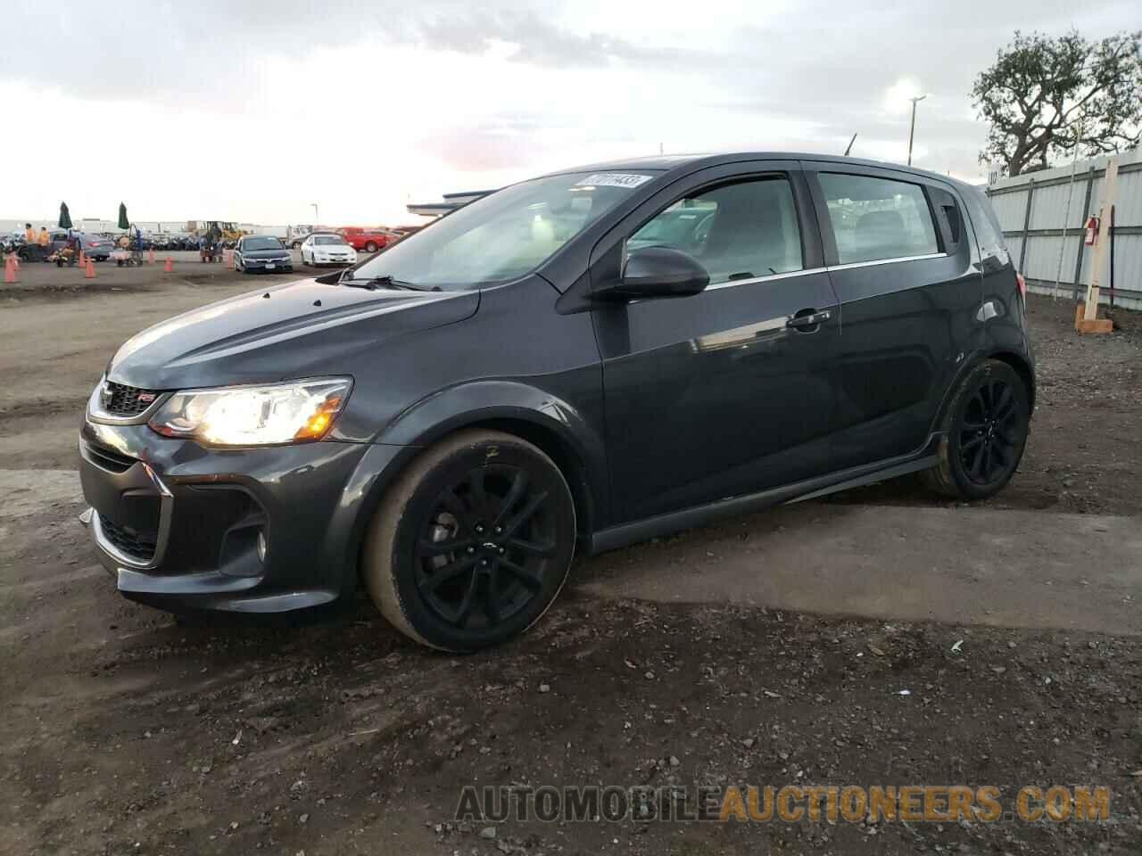 1G1JD6SB4J4122356 CHEVROLET SONIC 2018