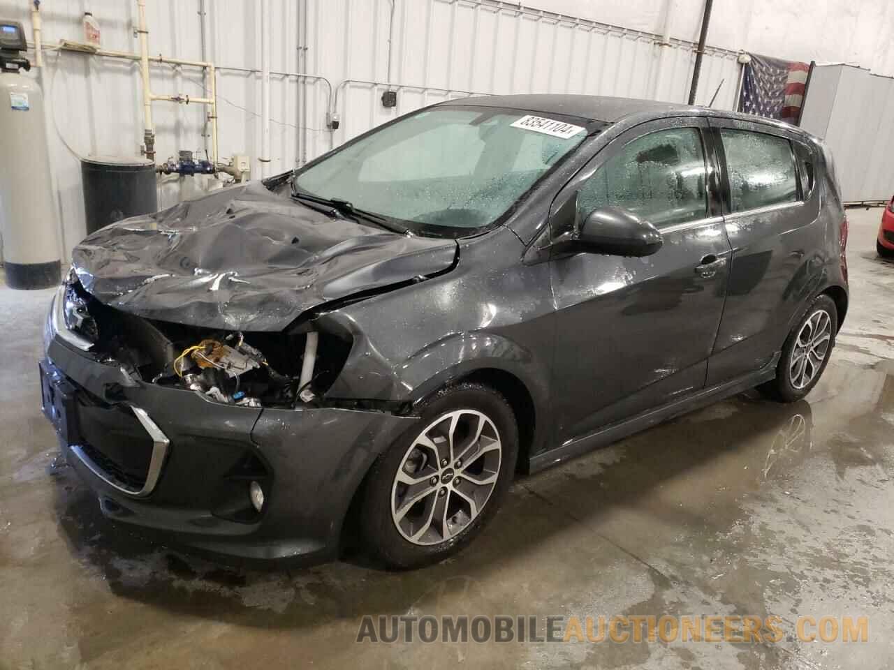 1G1JD6SB4K4114114 CHEVROLET SONIC 2019