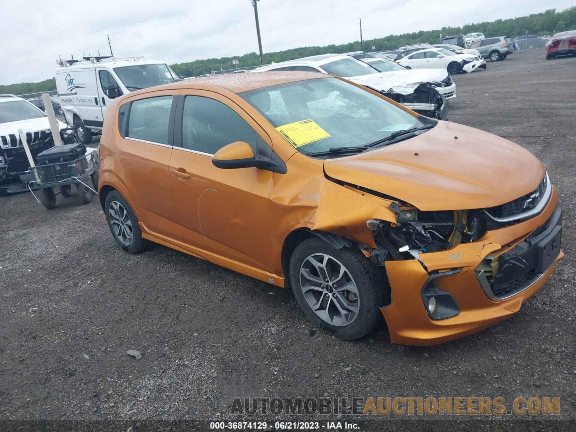 1G1JD6SG7J4125215 CHEVROLET SONIC 2018