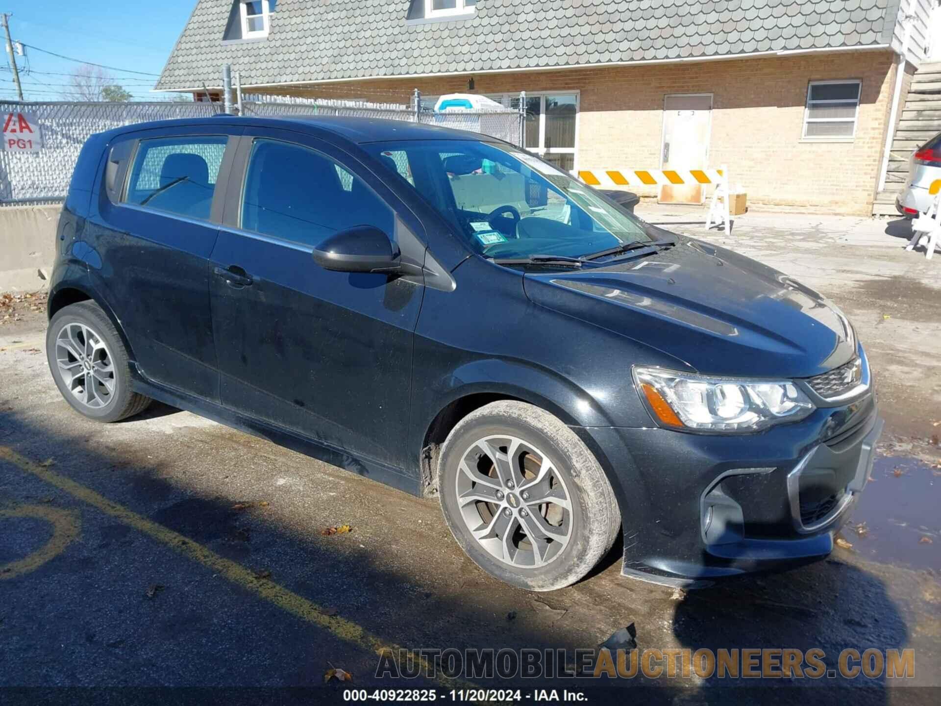 1G1JD6SH5H4142145 CHEVROLET SONIC 2017