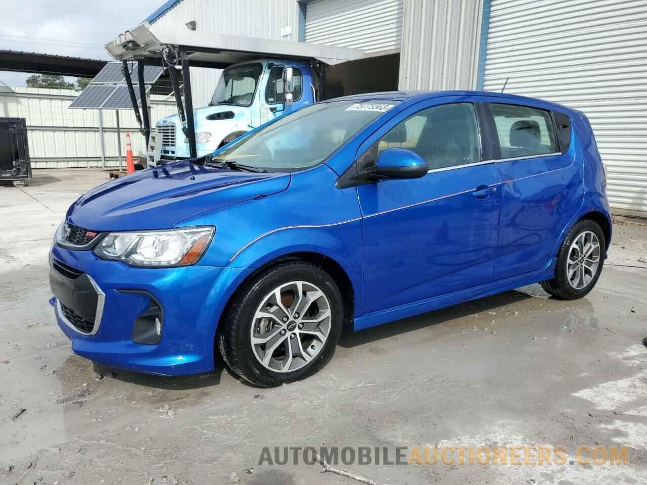 1G1JD6SHXJ4100981 CHEVROLET SONIC 2018