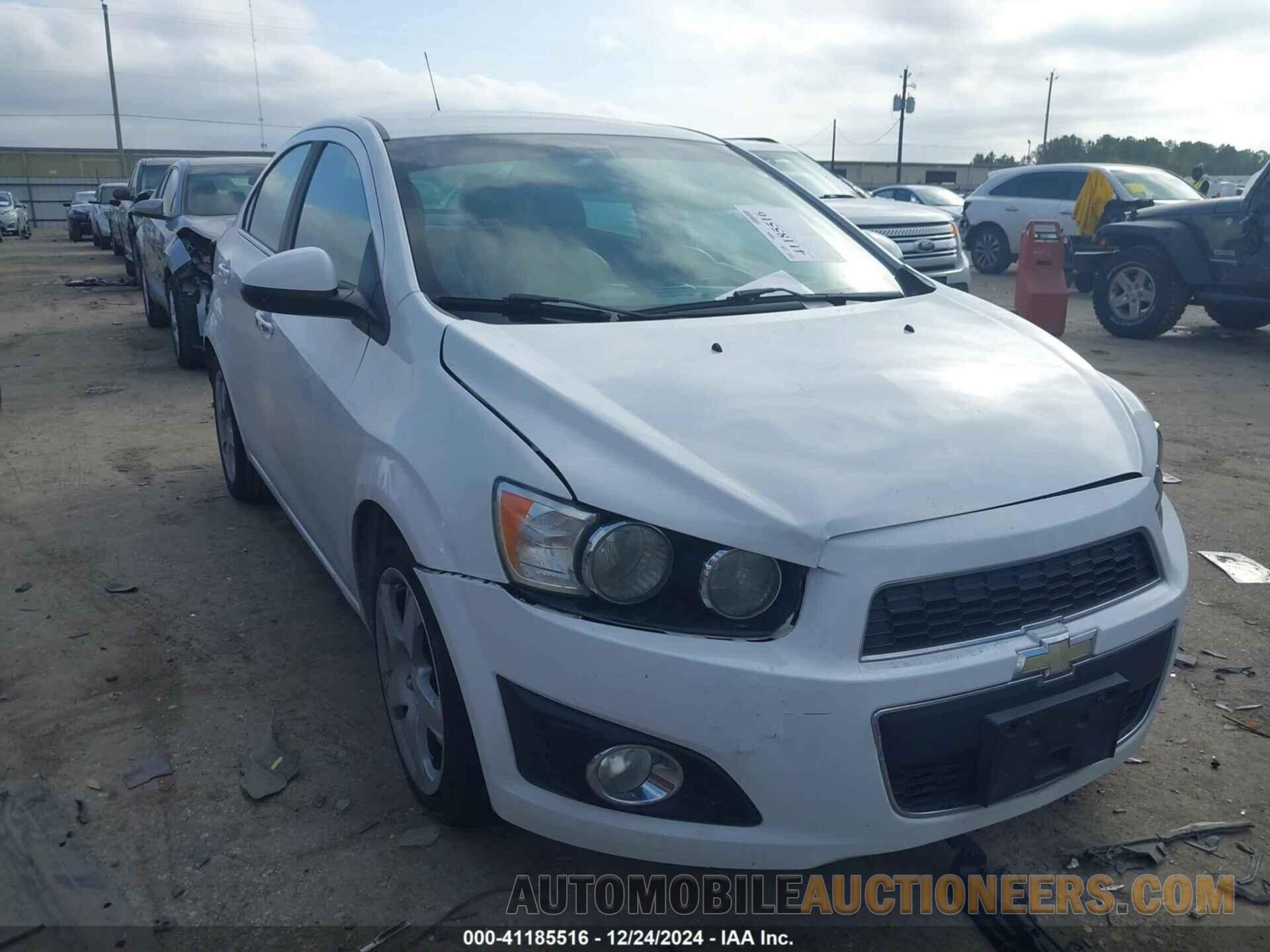 1G1JE5SB0F4107545 CHEVROLET SONIC 2015