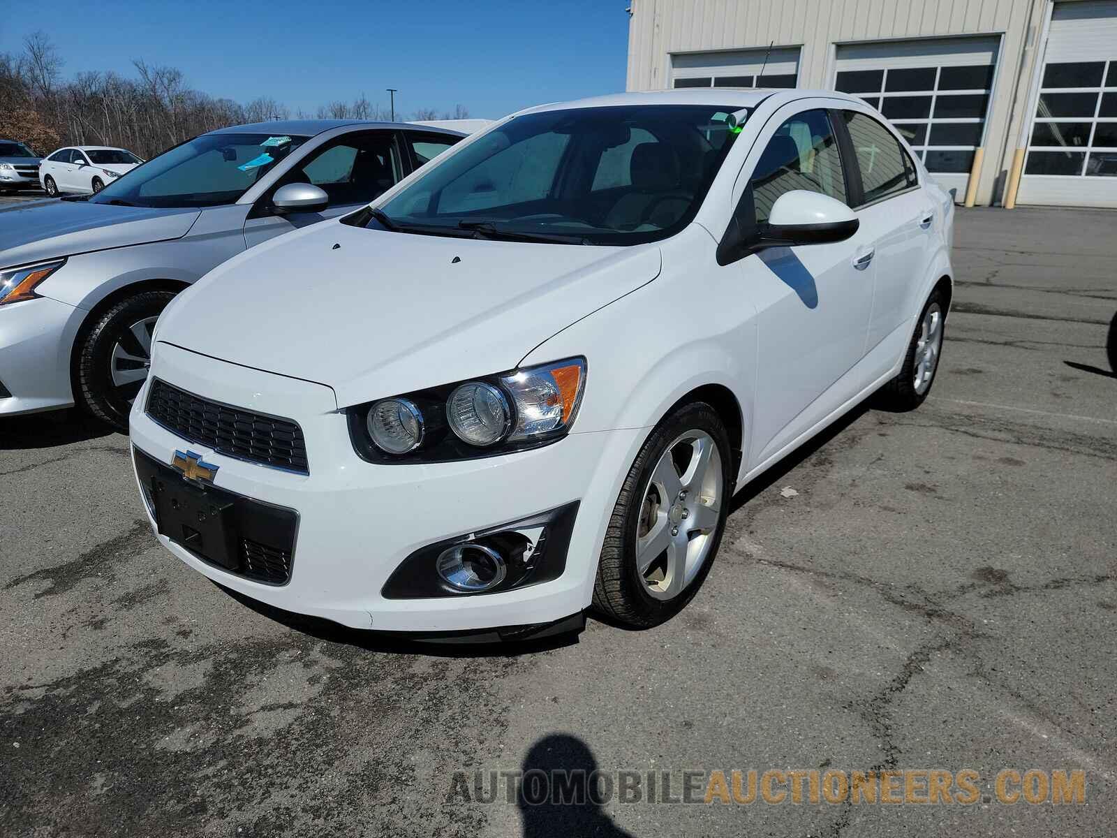 1G1JE5SB1G4149059 Chevrolet Sonic 2016