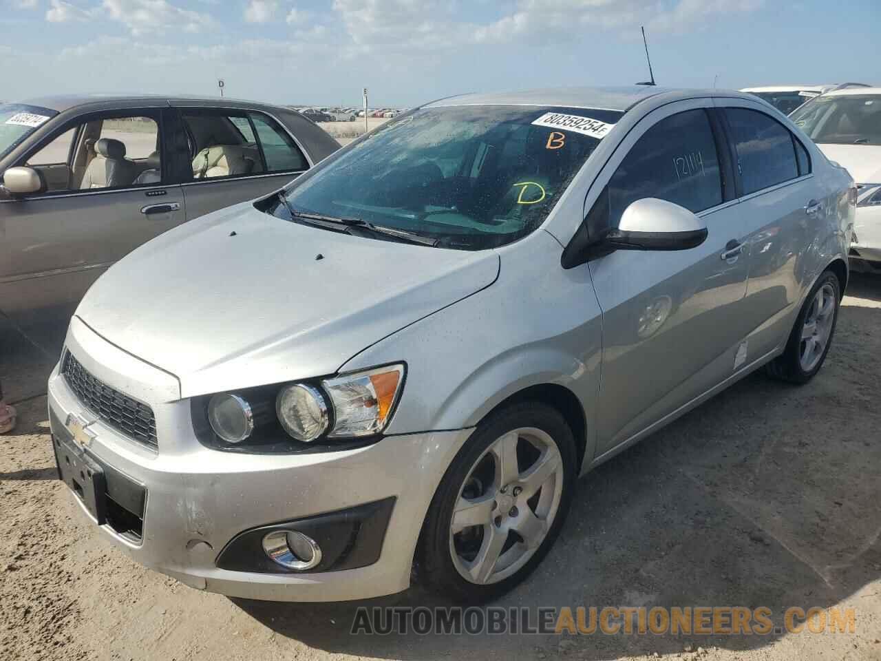 1G1JE5SB1G4177329 CHEVROLET SONIC 2016