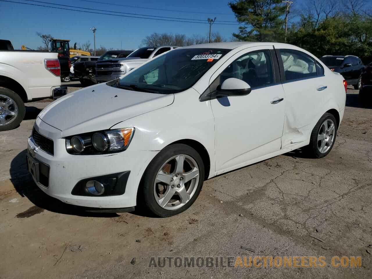 1G1JE5SB2G4123067 CHEVROLET SONIC 2016