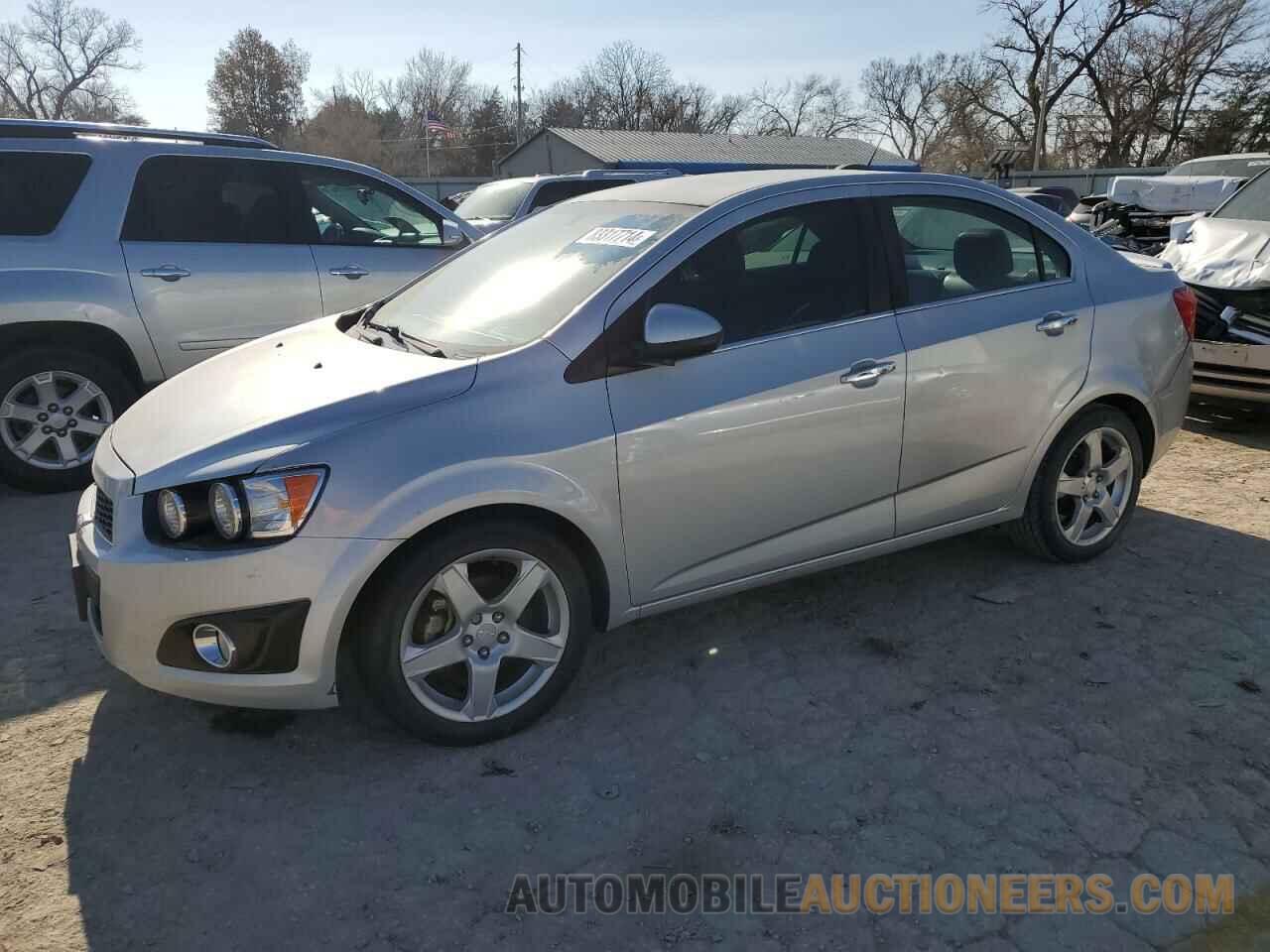 1G1JE5SB3G4136958 CHEVROLET SONIC 2016