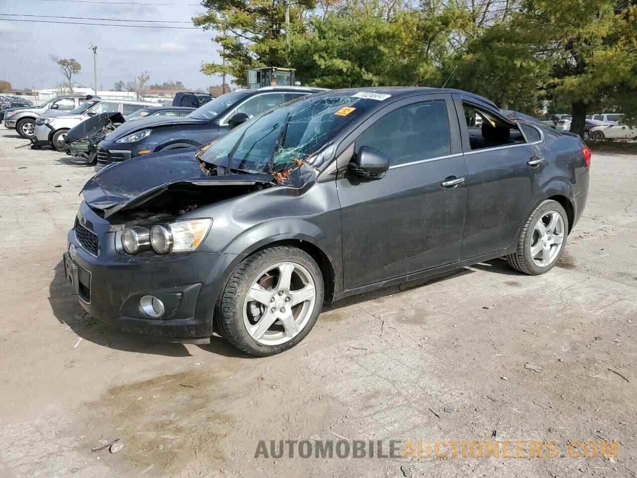 1G1JE5SB6E4220902 CHEVROLET SONIC 2014