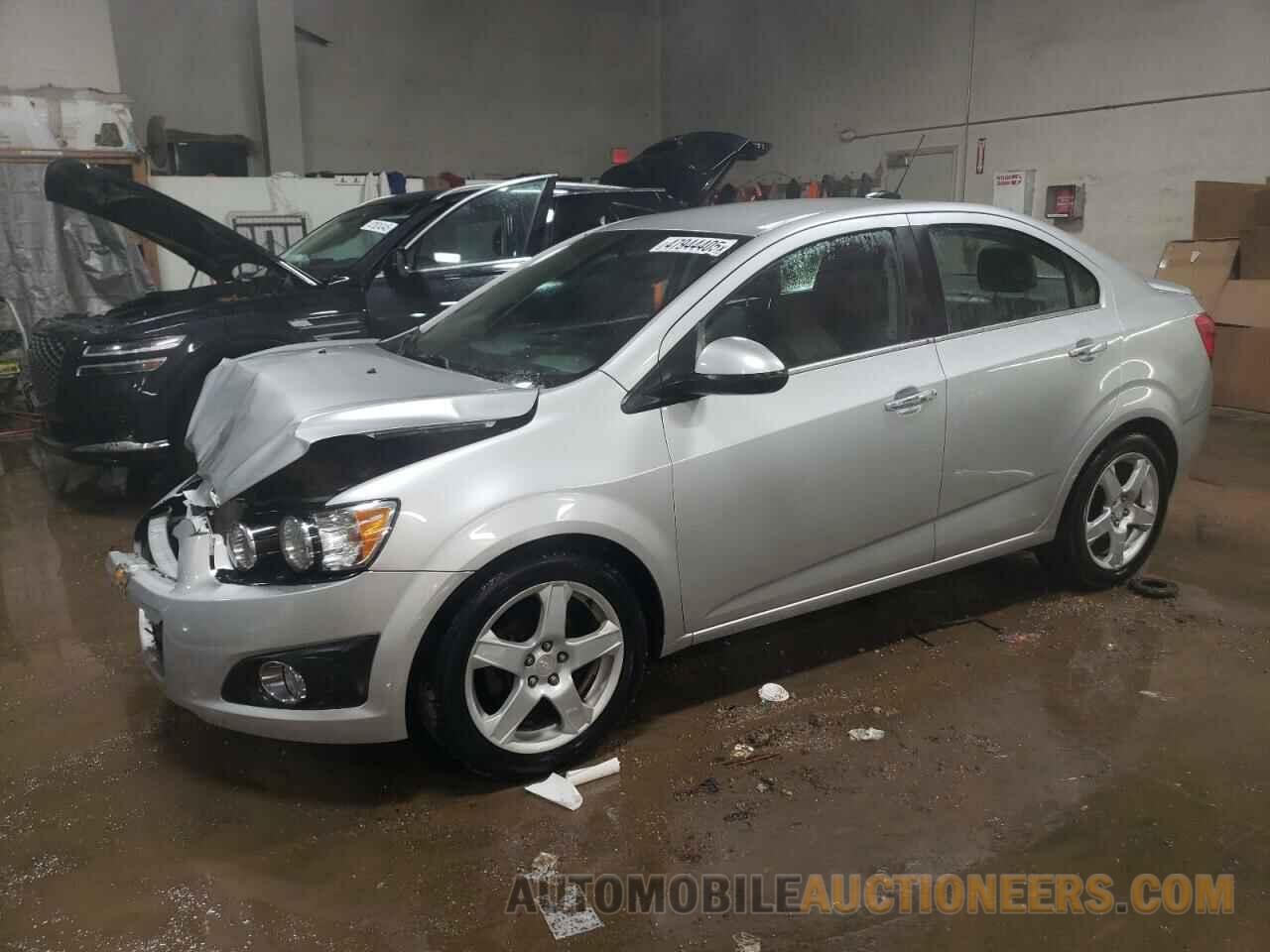 1G1JE5SB7F4116579 CHEVROLET SONIC 2015