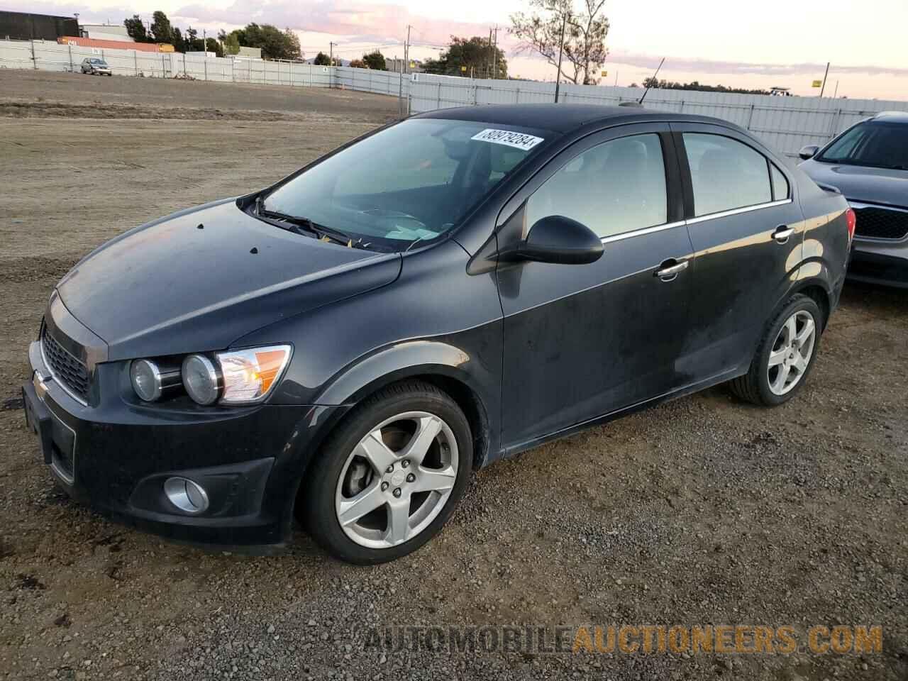 1G1JE5SB7F4203186 CHEVROLET SONIC 2015