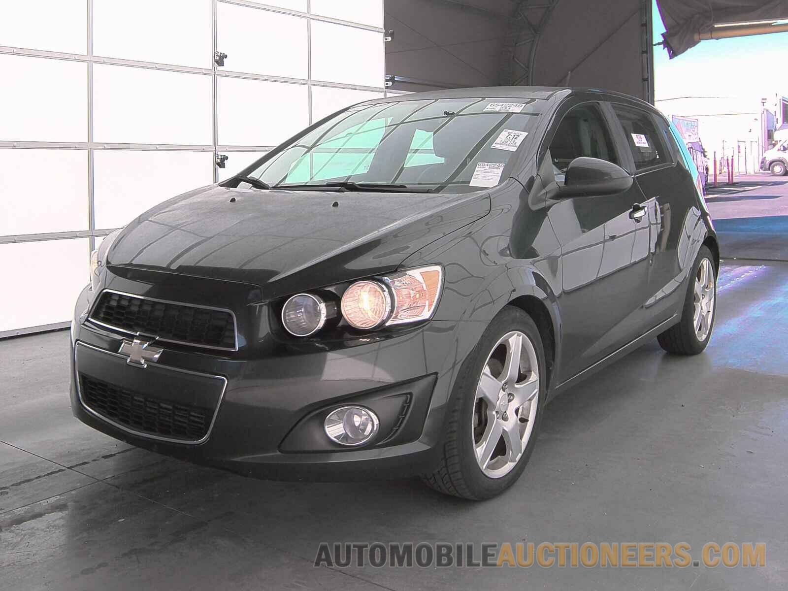 1G1JE6SB0F4186835 Chevrolet Sonic 2015