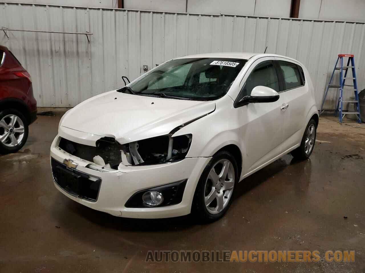 1G1JE6SB3F4182844 CHEVROLET SONIC 2015