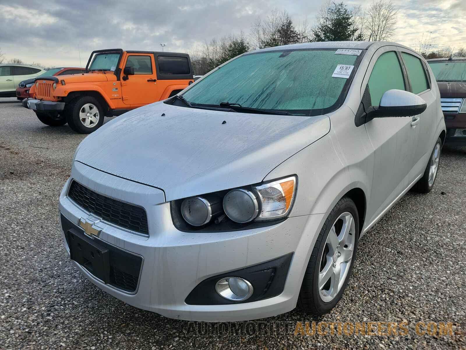 1G1JE6SB7F4124039 Chevrolet Sonic 2015