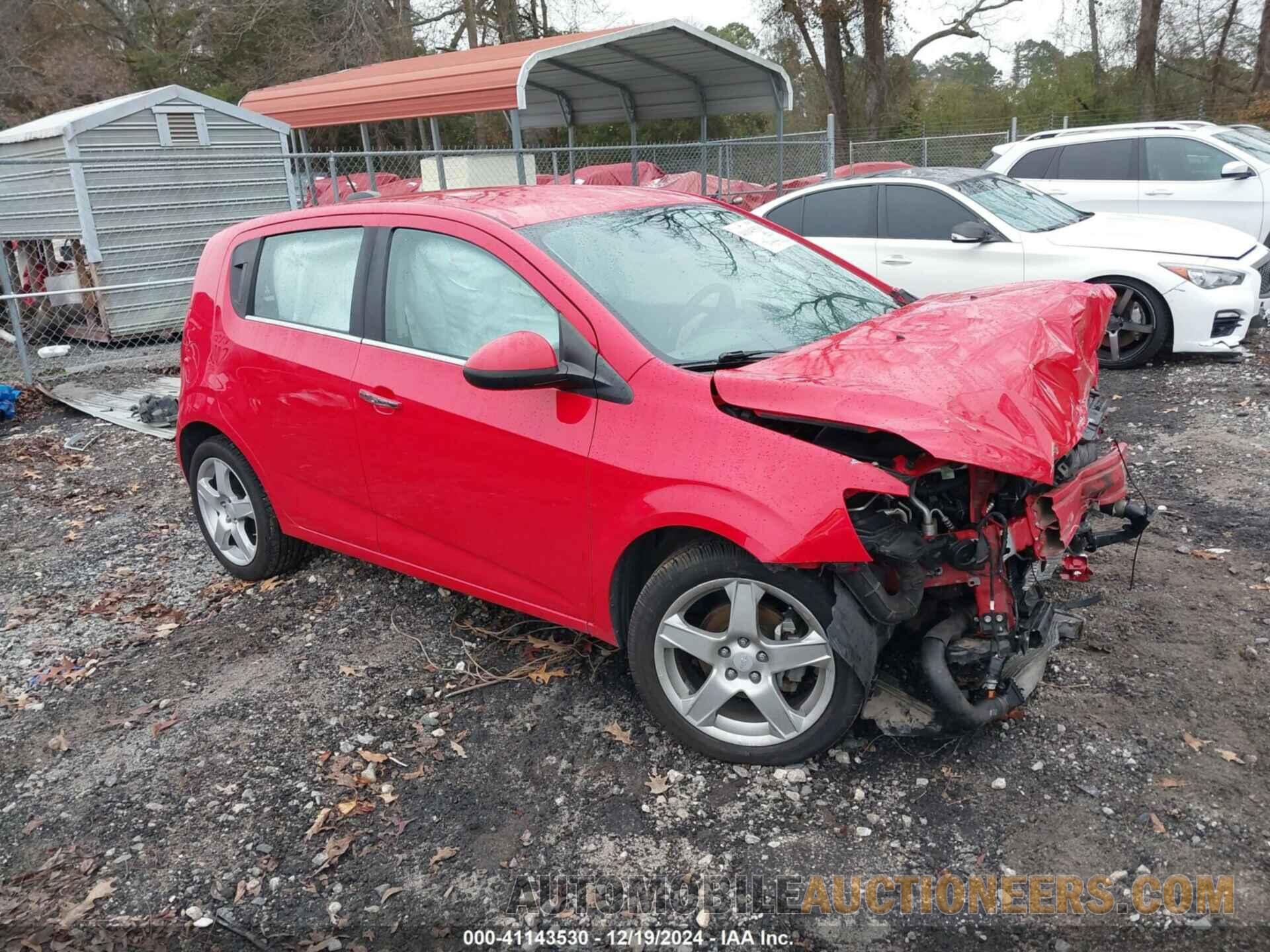 1G1JE6SB7F4214727 CHEVROLET SONIC 2015