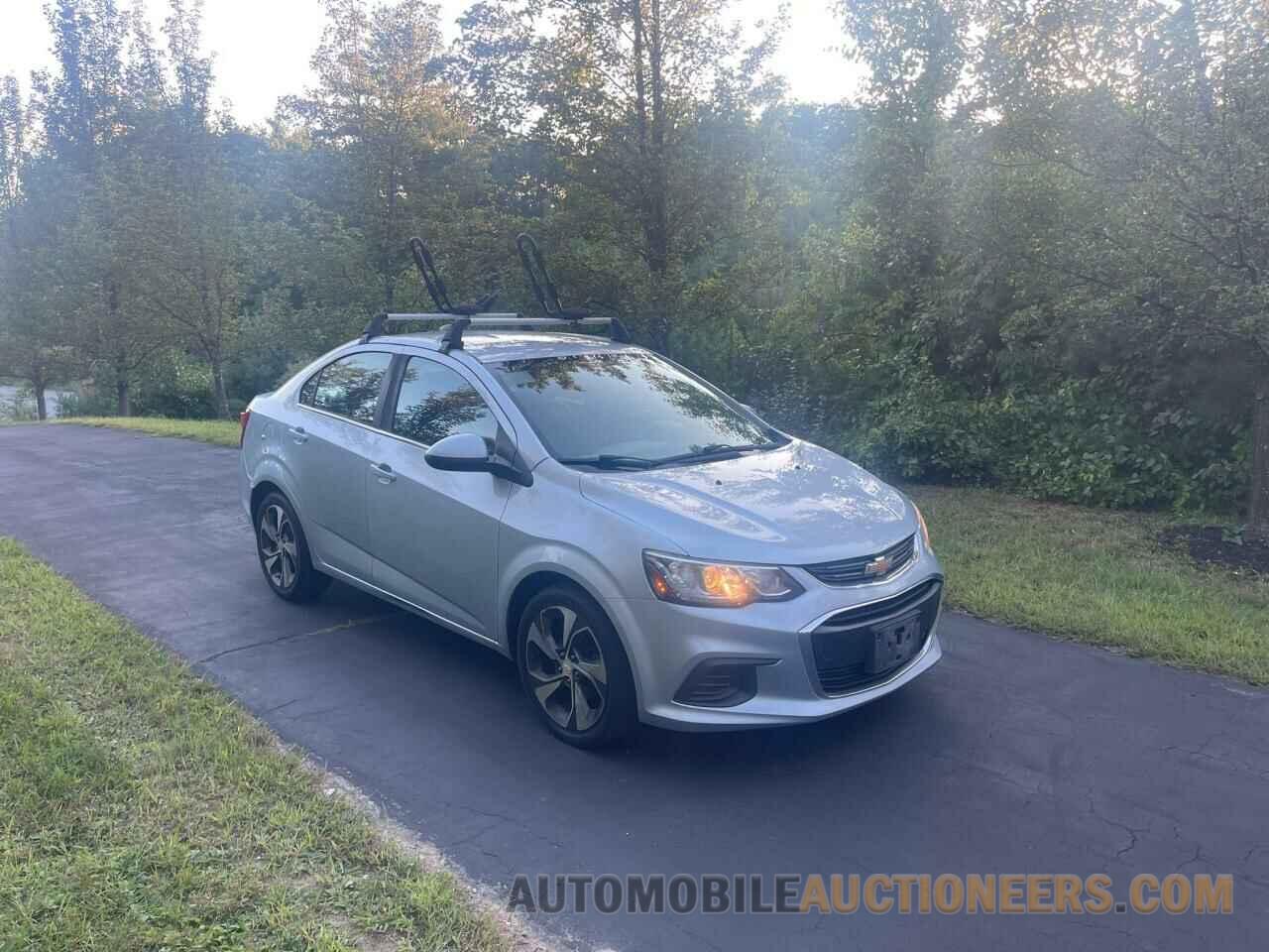 1G1JF5SB6H4113687 CHEVROLET SONIC 2017