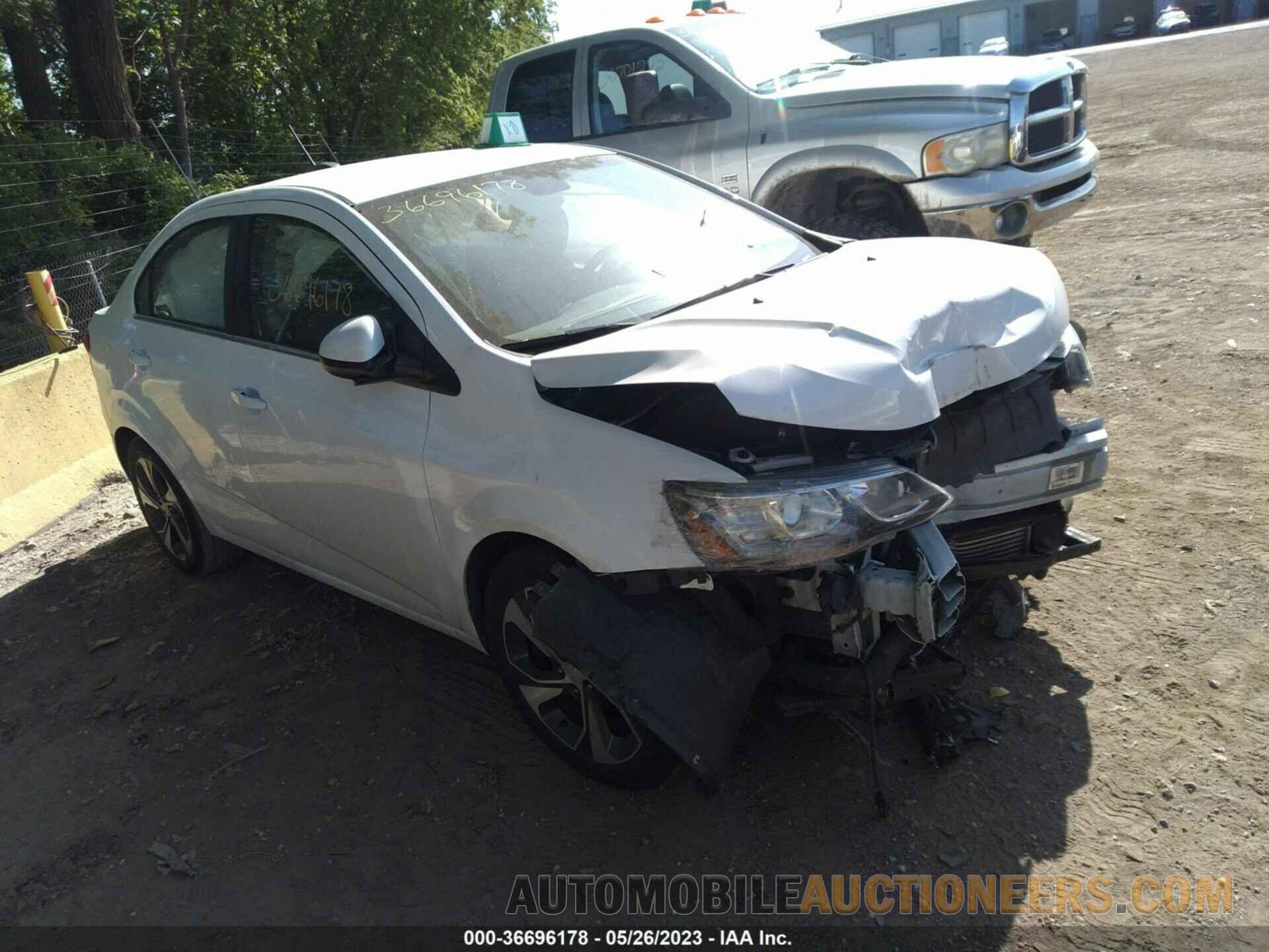 1G1JF5SB6L4113682 CHEVROLET SONIC 2020