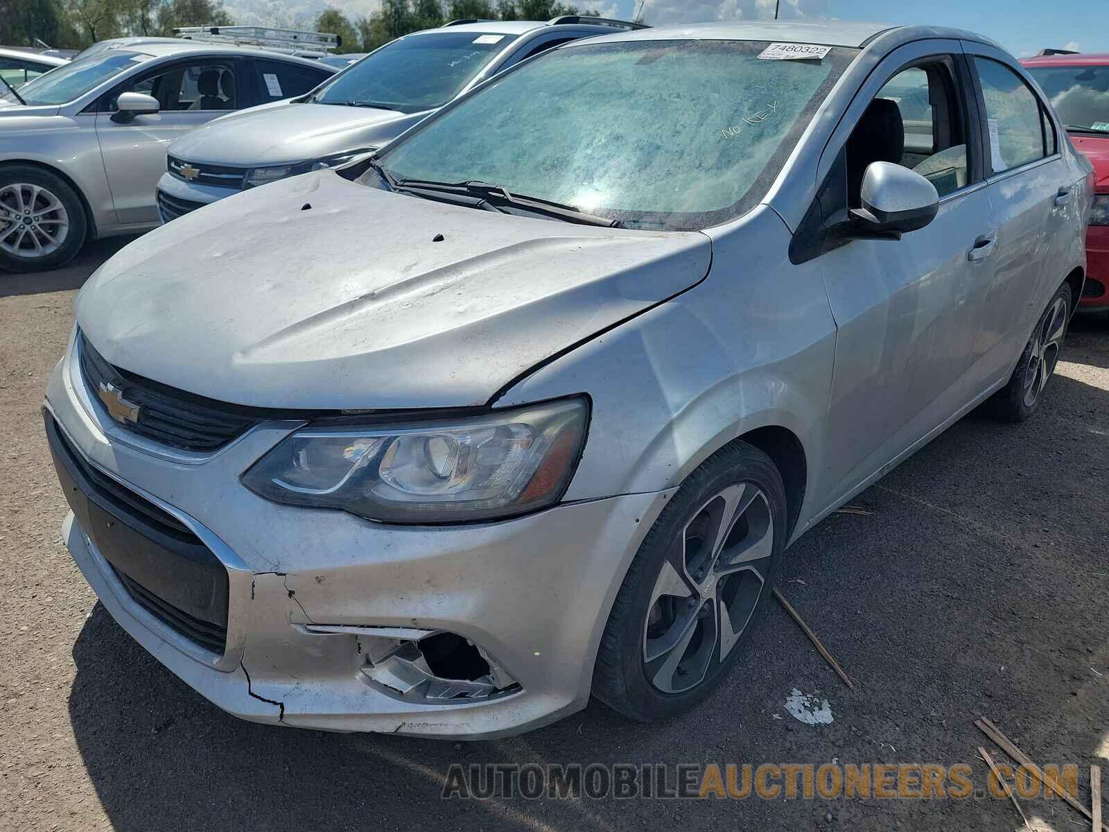 1G1JF5SBXJ4106618 Chevrolet Sonic 2018