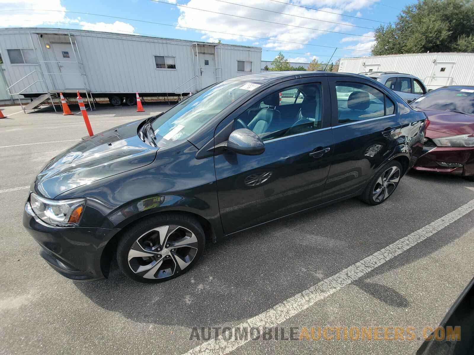 1G1JF5SBXK4124358 Chevrolet Sonic 2019