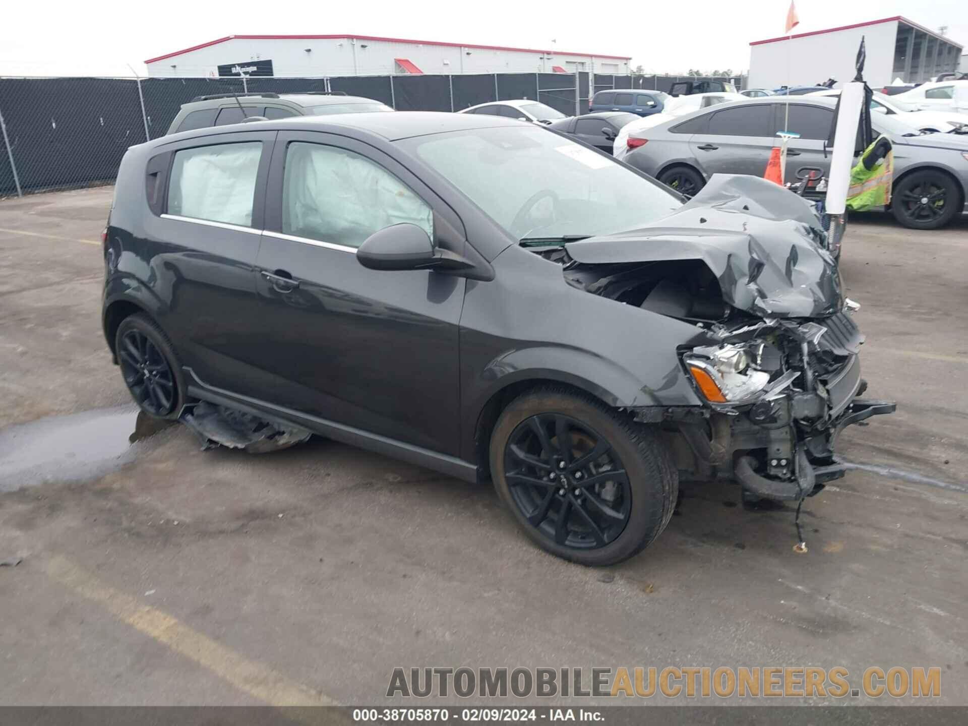 1G1JF6SB7L4123949 CHEVROLET SONIC 2020