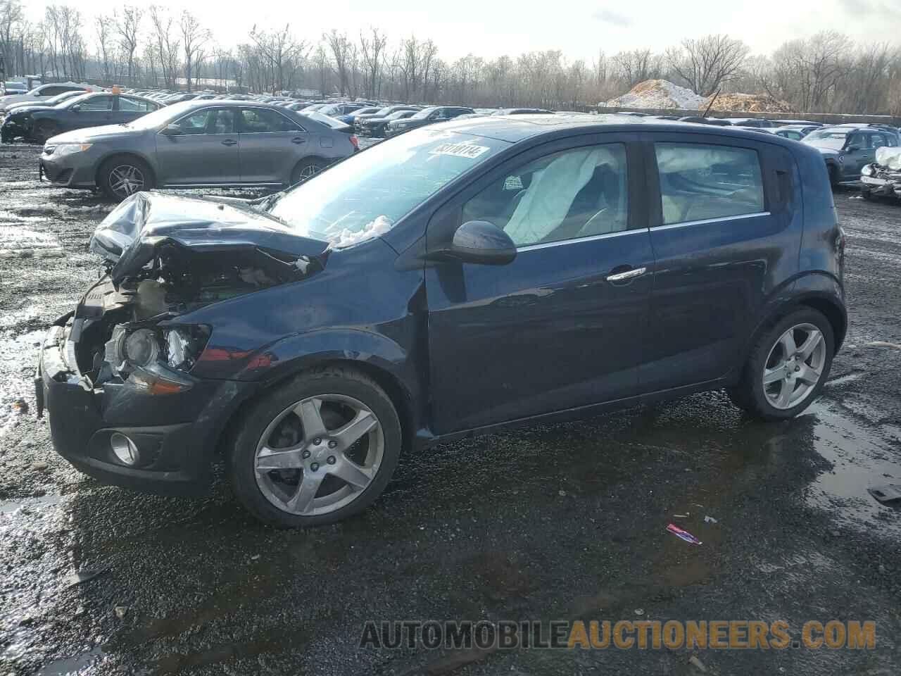 1G1JF6SB8F4201238 CHEVROLET SONIC 2015