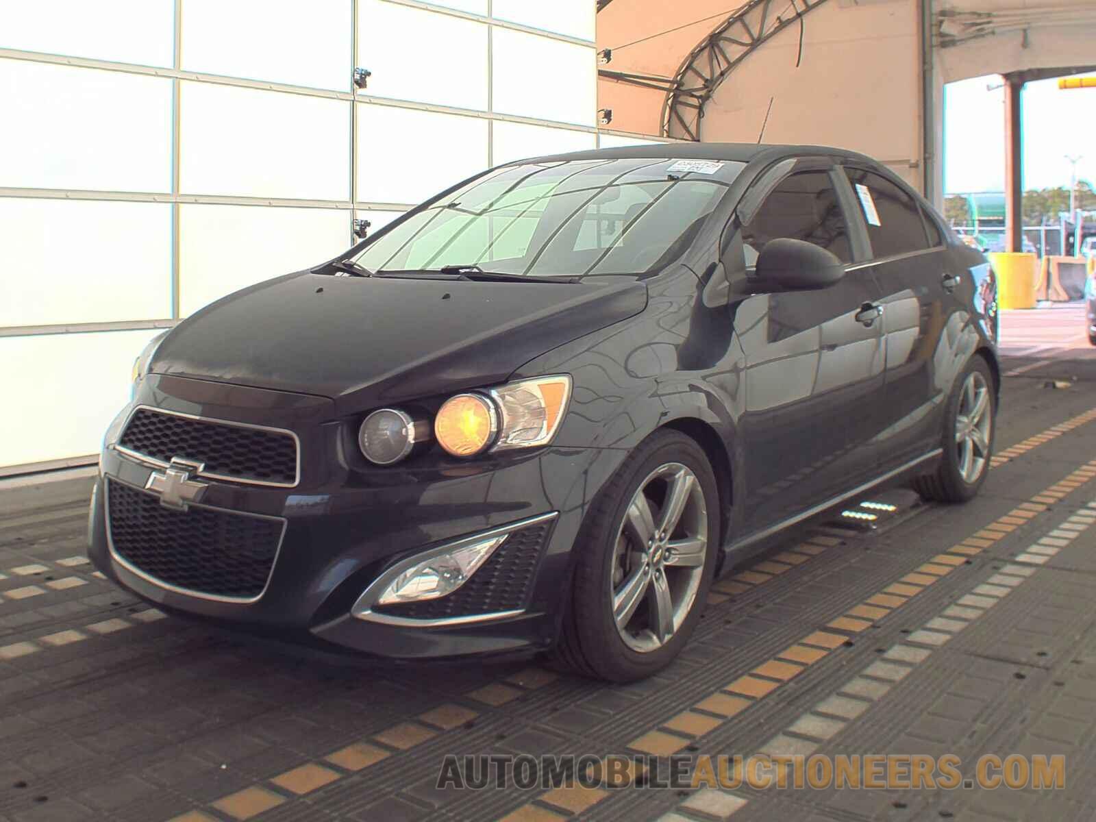 1G1JG5SB3F4154109 Chevrolet Sonic 2015