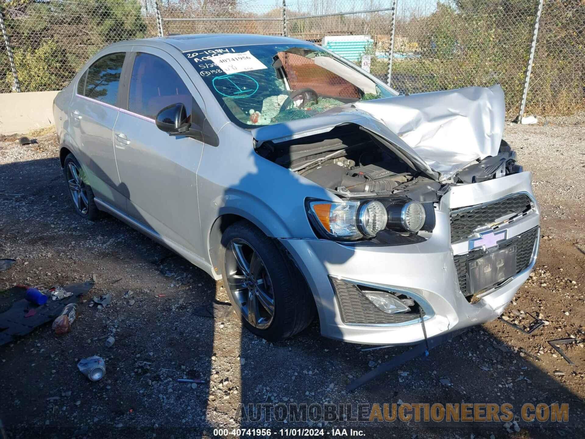 1G1JG5SB6F4143850 CHEVROLET SONIC 2015