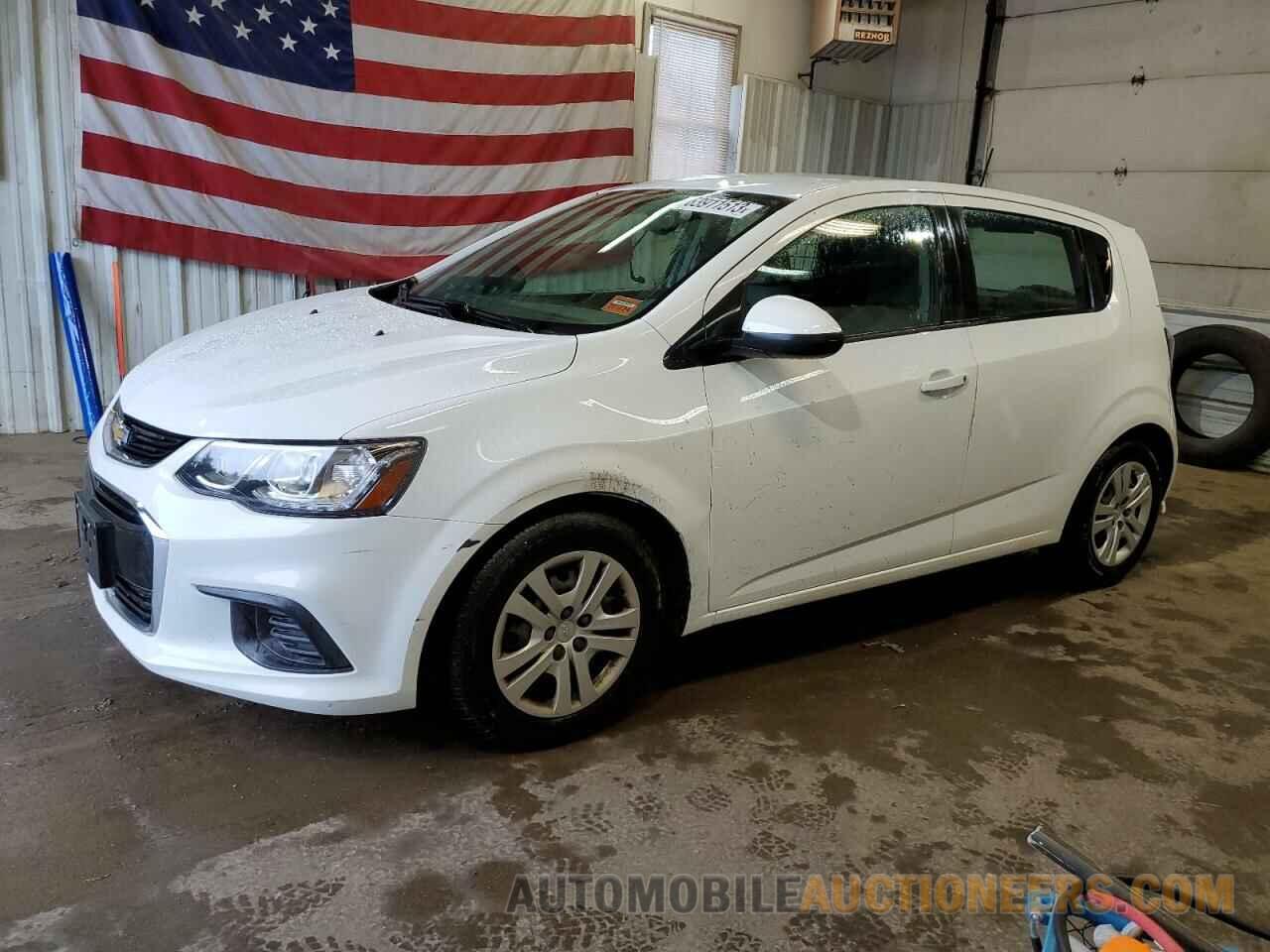 1G1JG6SB1K4125692 CHEVROLET SONIC 2019