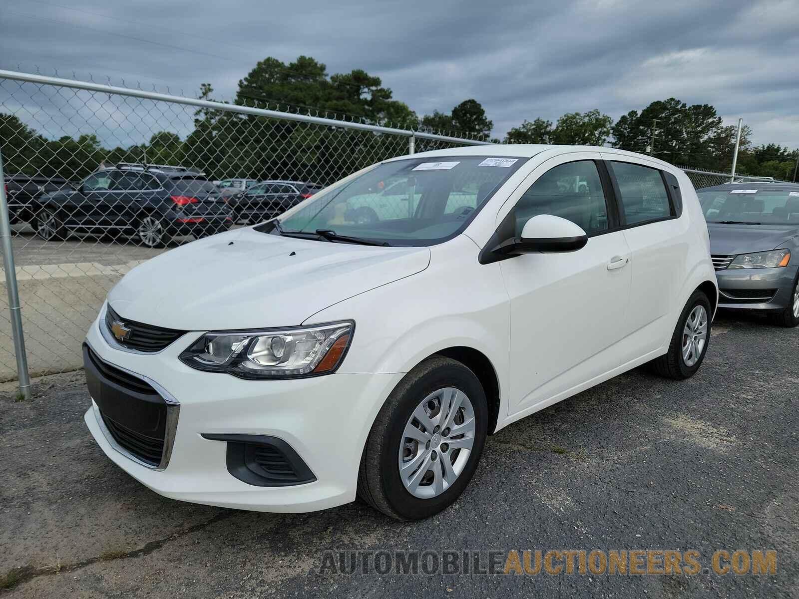 1G1JG6SB2K4140072 Chevrolet Sonic 2019