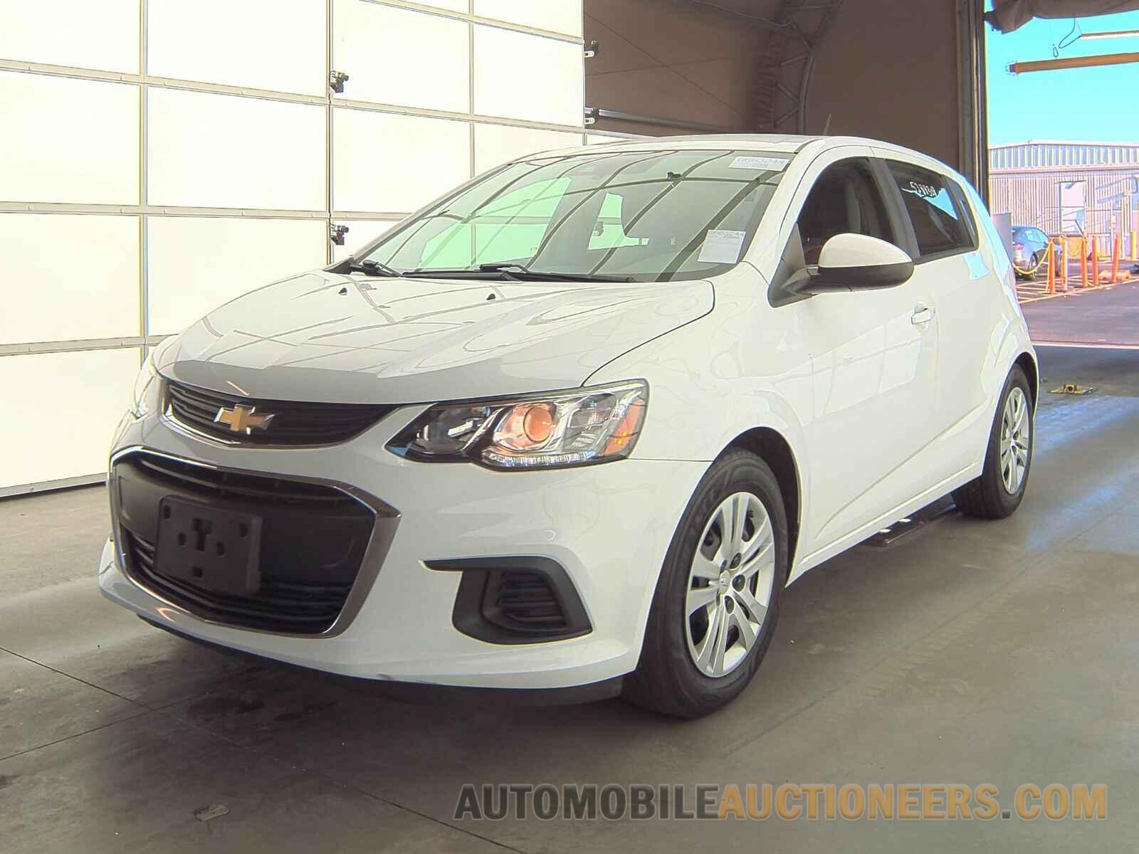 1G1JG6SB2K4140492 Chevrolet Sonic 2019