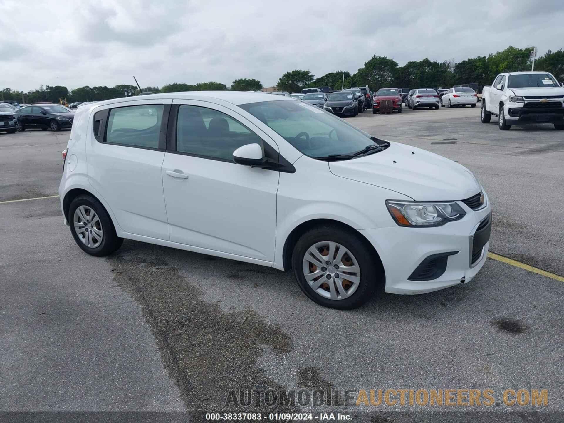 1G1JG6SB3K4137939 CHEVROLET SONIC 2019