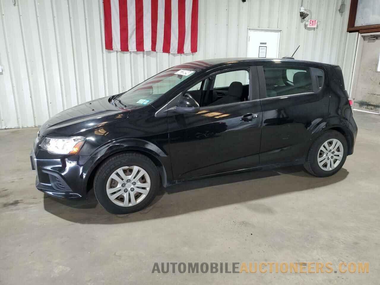 1G1JG6SB4K4137268 CHEVROLET SONIC 2019