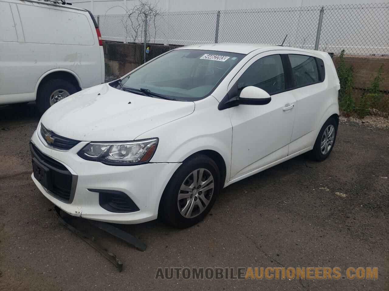 1G1JG6SB5K4102402 CHEVROLET SONIC 2019