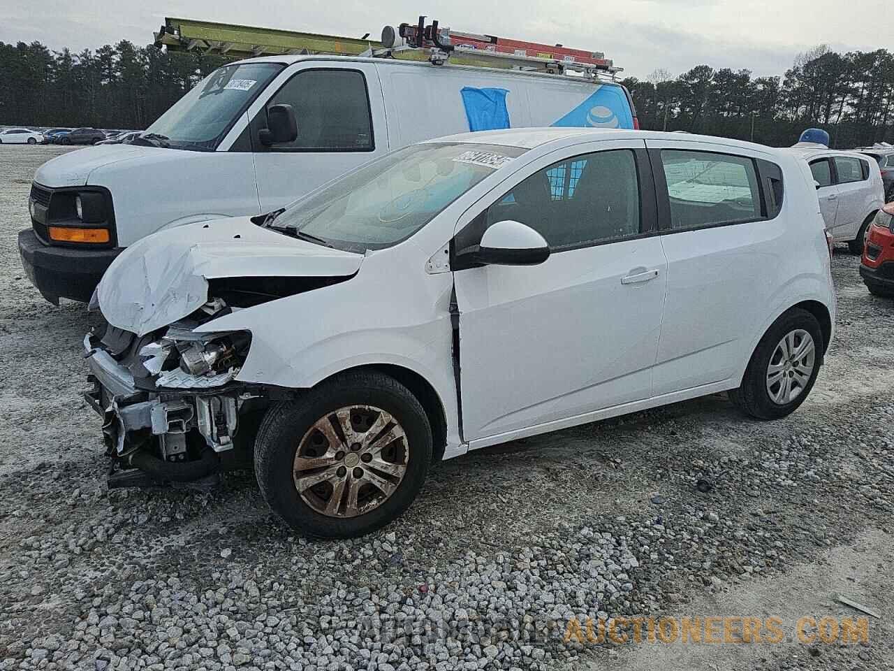 1G1JG6SB7K4144618 CHEVROLET SONIC 2019