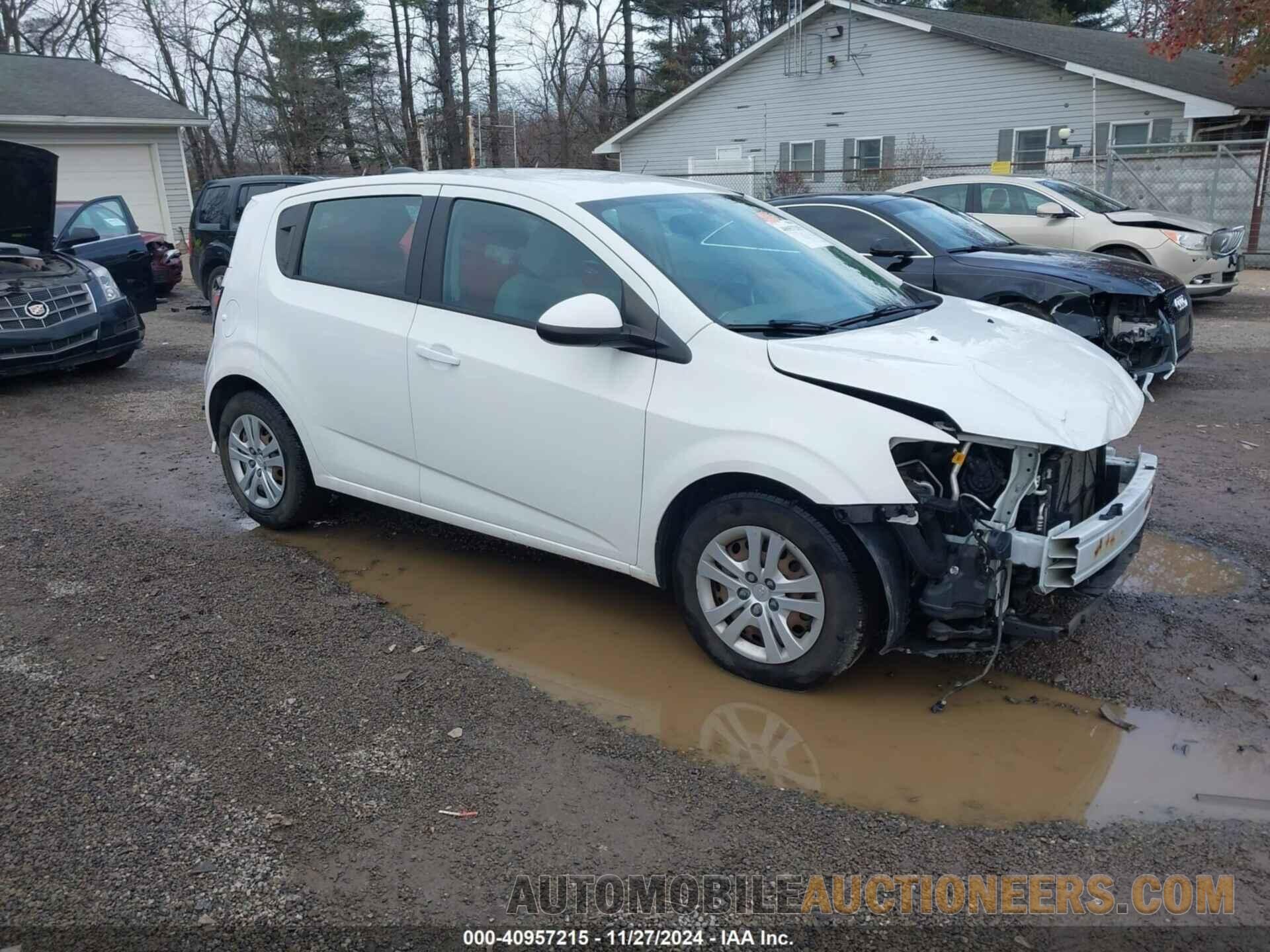 1G1JG6SG1H4149432 CHEVROLET SONIC 2017