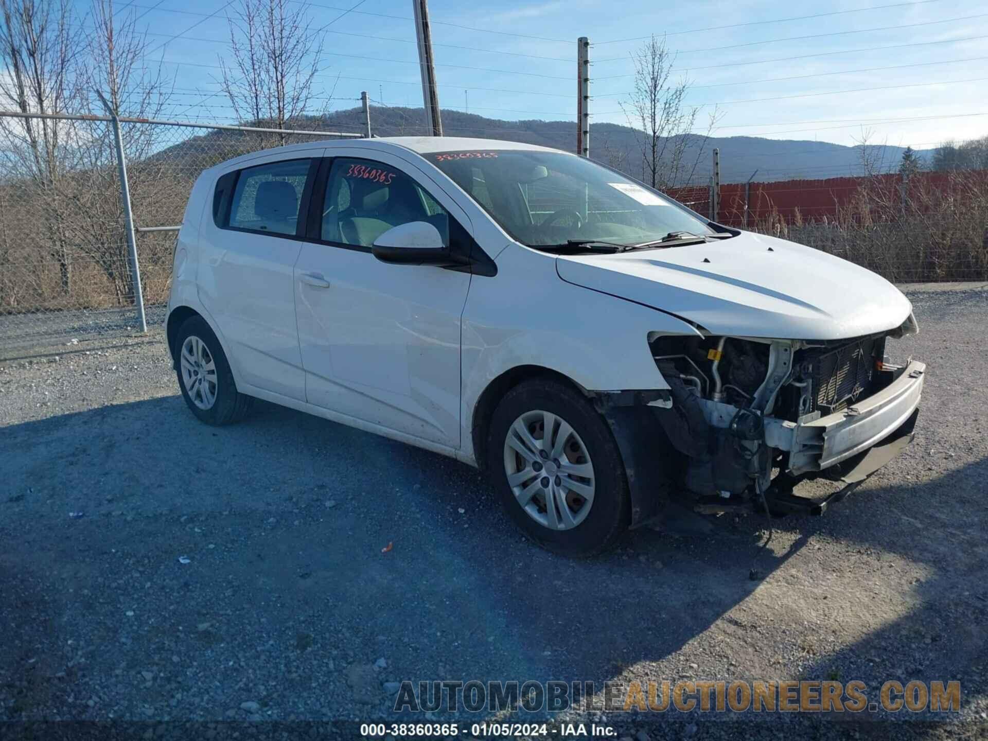 1G1JG6SG6J4107392 CHEVROLET SONIC 2018