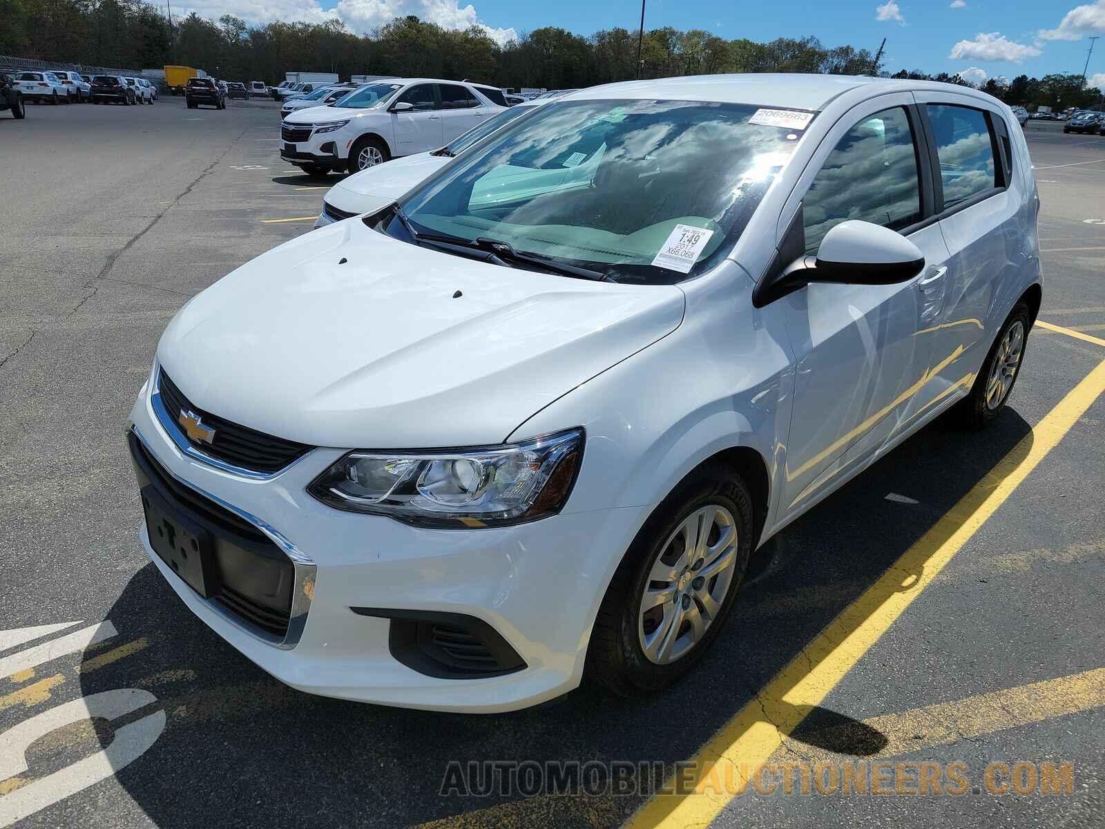 1G1JG6SG7H4174674 Chevrolet Sonic 2017