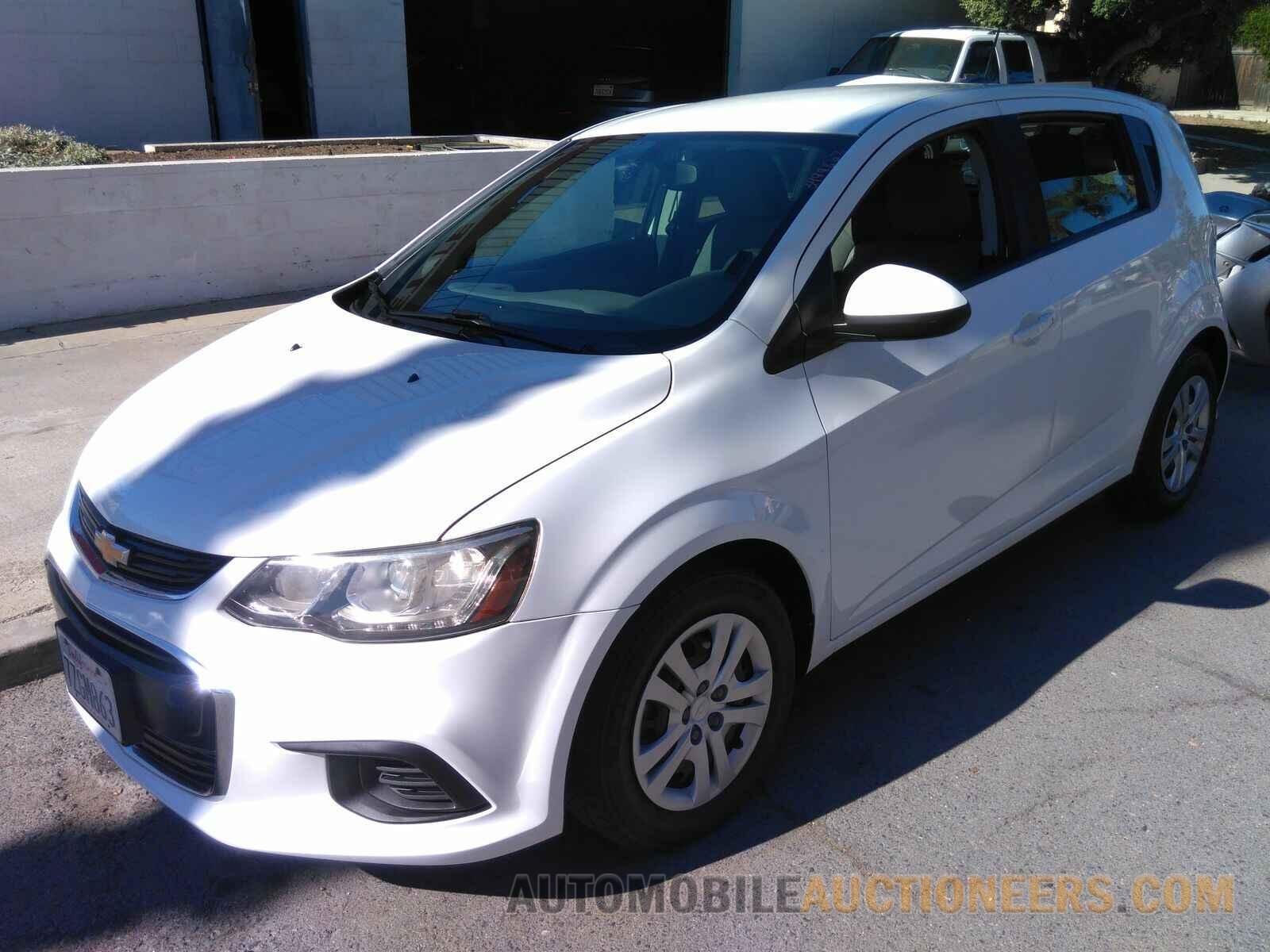 1G1JG6SG8H4164655 Chevrolet Sonic 2017