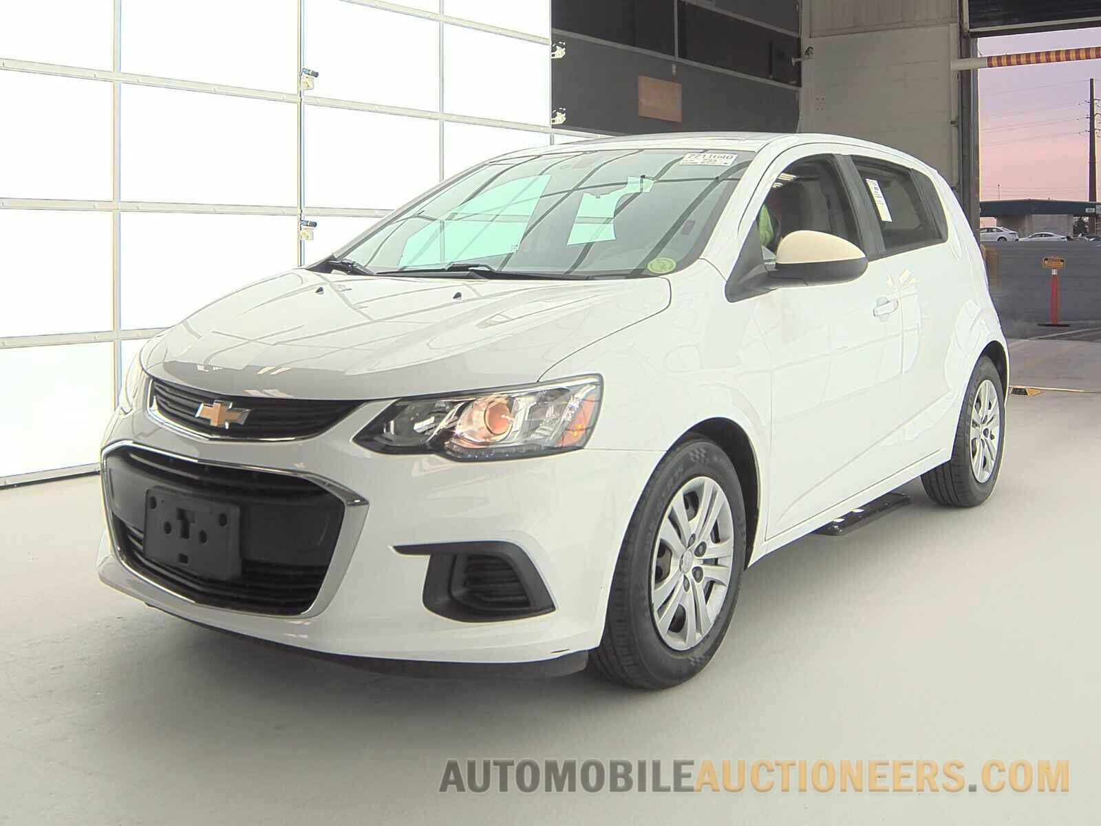 1G1JG6SG9H4143328 Chevrolet Sonic 2017