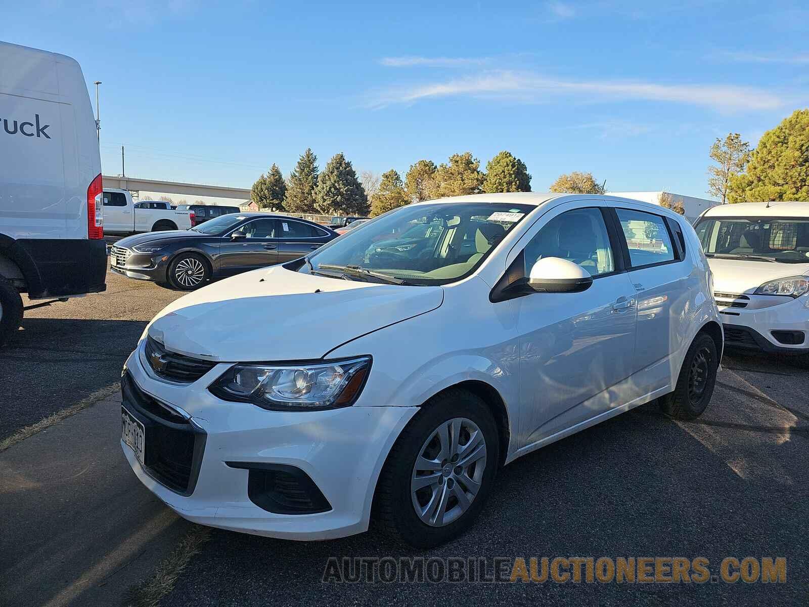 1G1JG6SH2H4176597 Chevrolet Sonic 2017