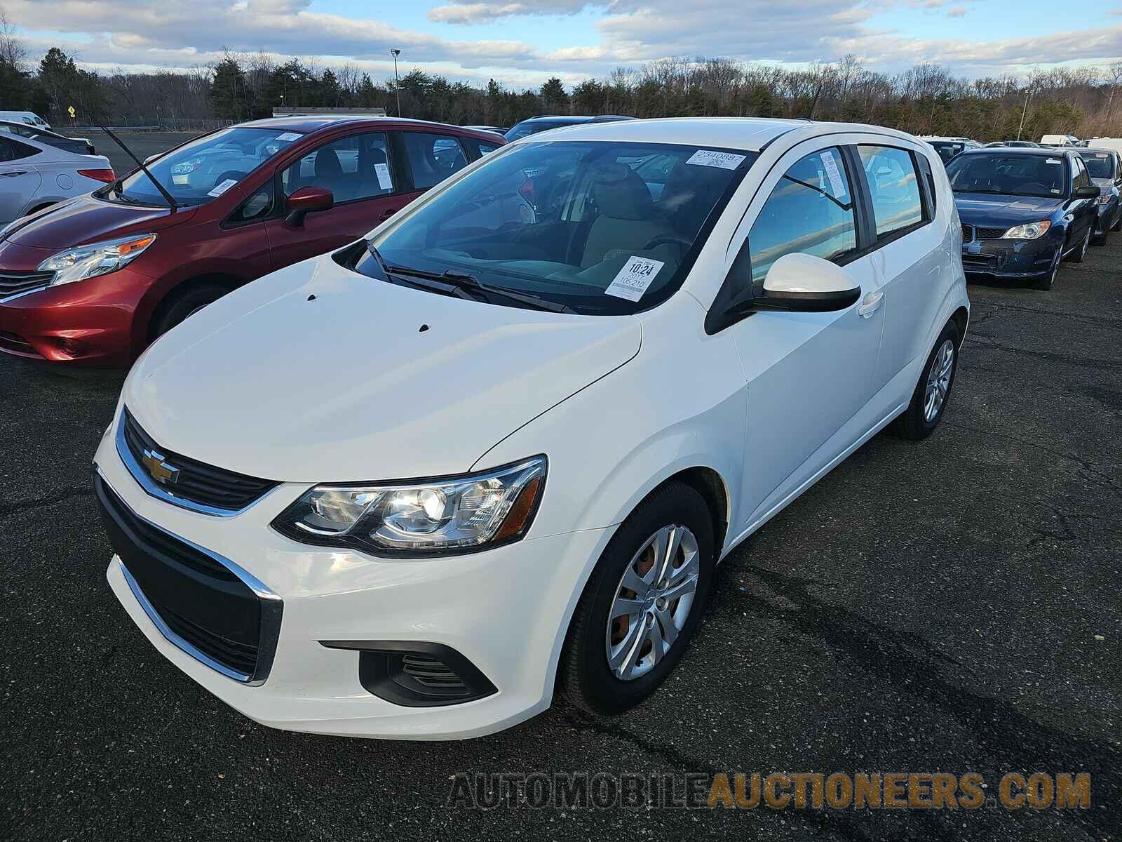 1G1JG6SH3H4151093 Chevrolet Sonic 2017