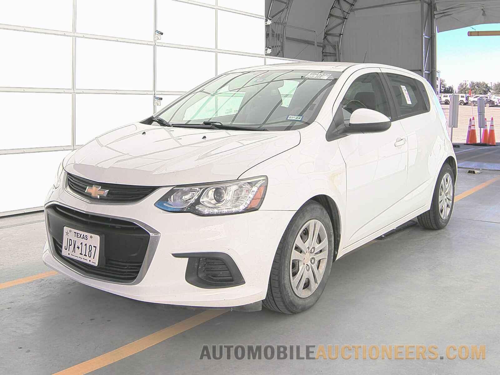 1G1JG6SH4H4175600 Chevrolet Sonic 2017