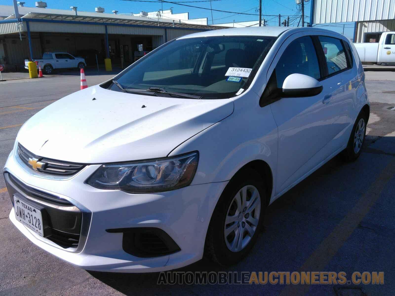 1G1JG6SH4H4175886 Chevrolet Sonic 2017